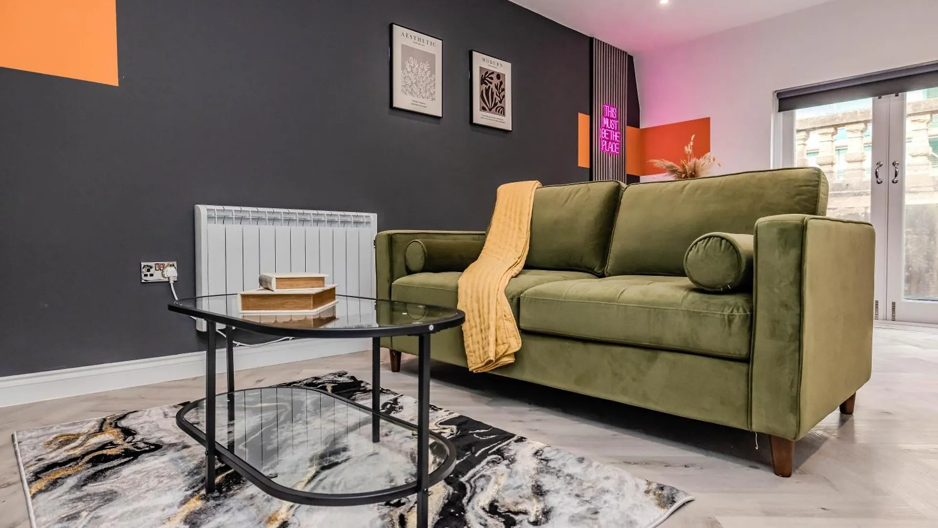 Super Central 1 Bedroom Flat Next To Brighton Beach Sleep 6 kontakter